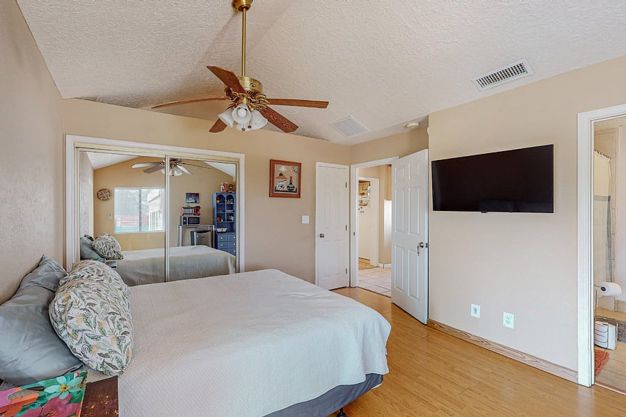 Furnished Finder property 888879_1 photo 3