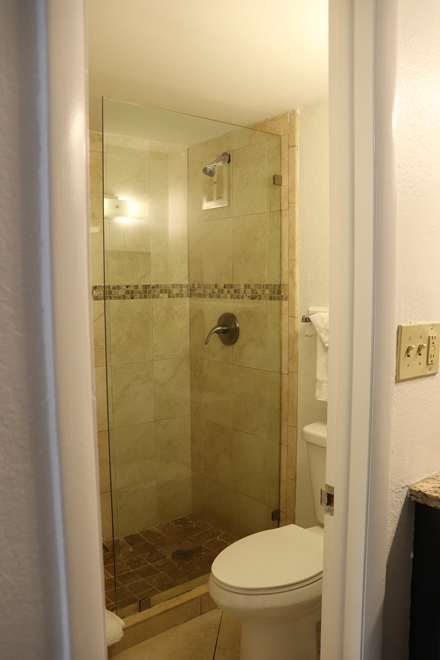 Furnished Finder property 888894_1 photo 13