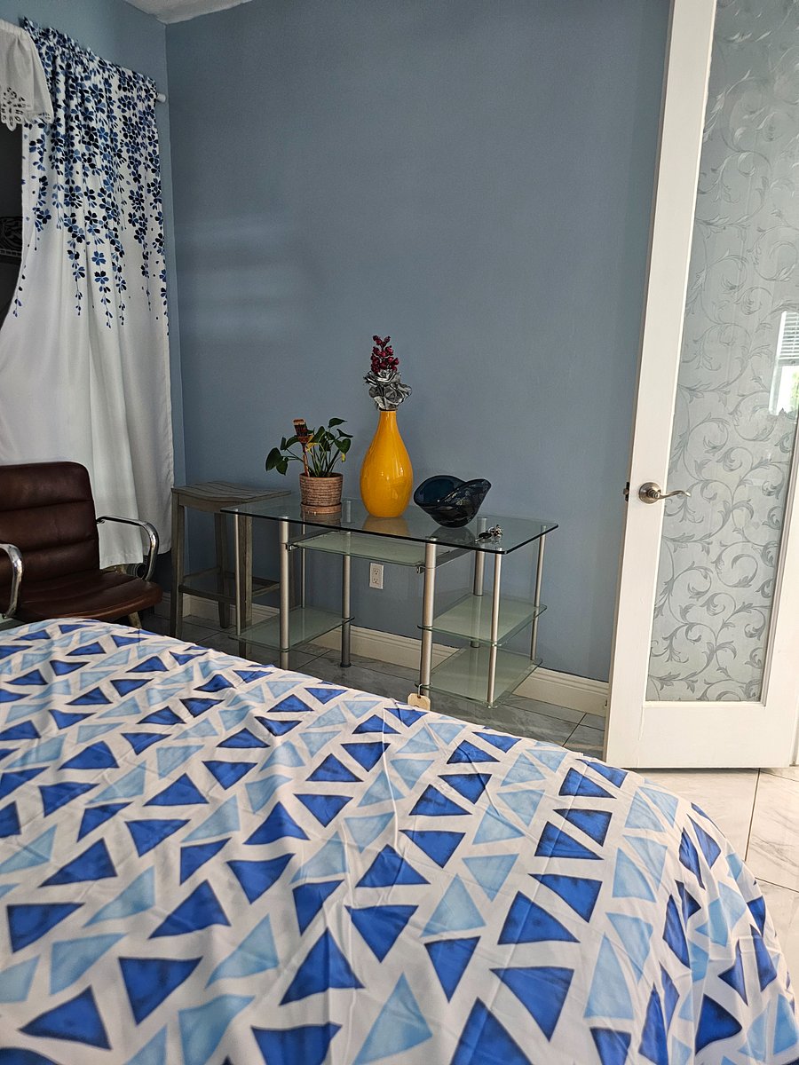 Furnished Finder property 888924_1 photo 4
