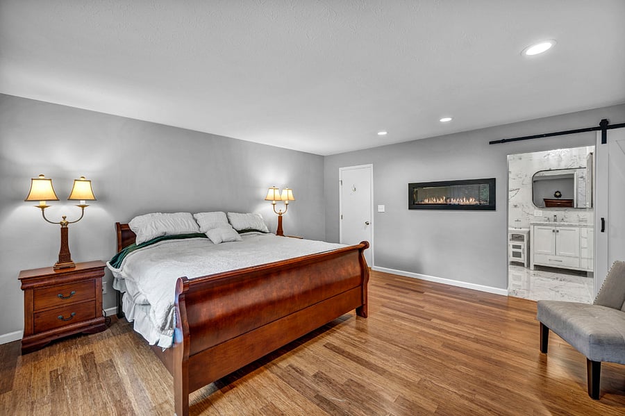 Furnished Finder property 888934_1 photo 17