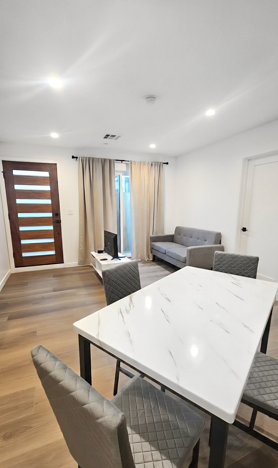 Furnished Finder property 888941_1 photo 5