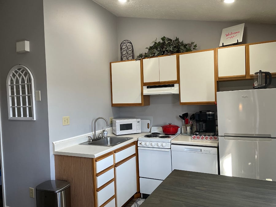 Furnished Finder property 888971_1 photo 6