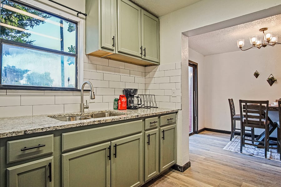 Furnished Finder property 888973_1 photo 7