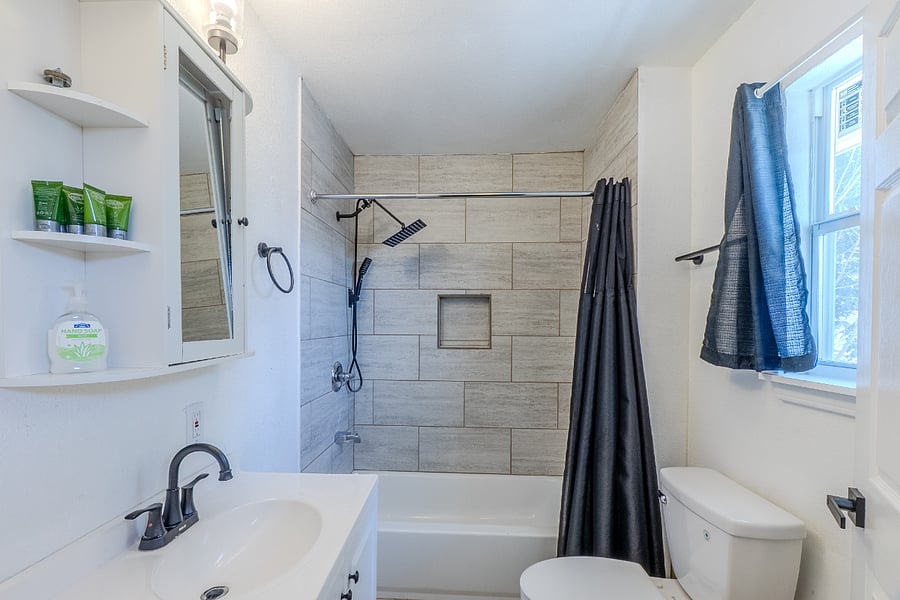 Furnished Finder property 888983_1 photo 16