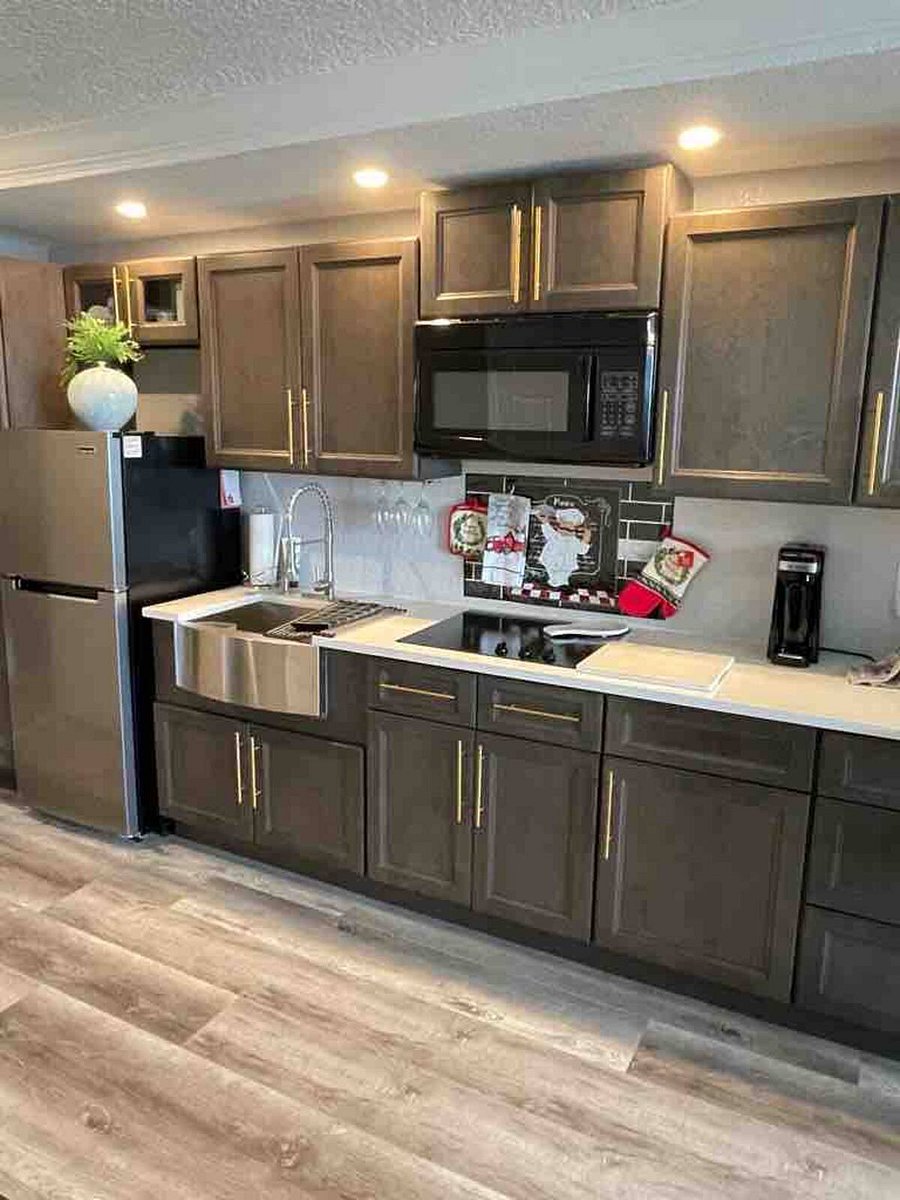 Furnished Finder property 889006_1 photo 13