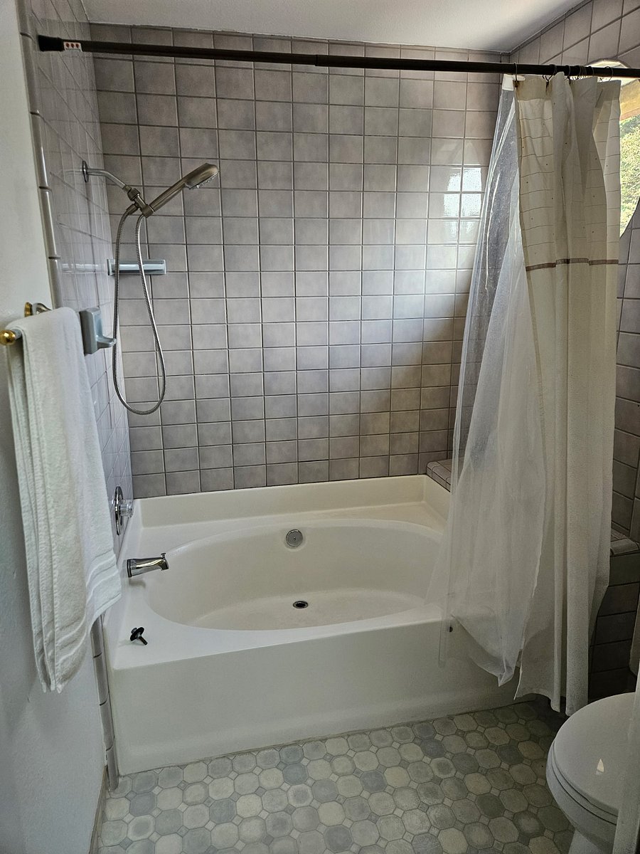 Furnished Finder property 889021_1 photo 3