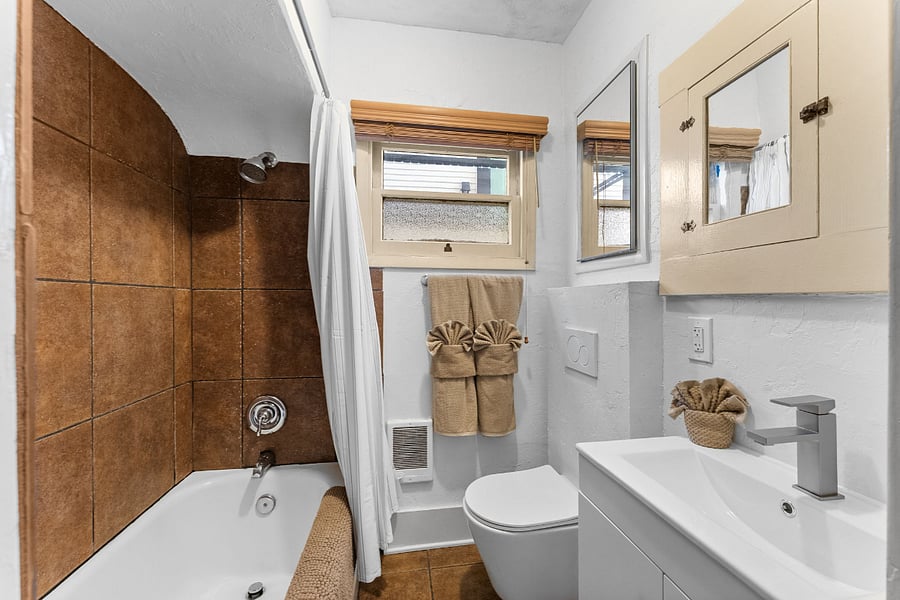Furnished Finder property 889025_1 photo 9