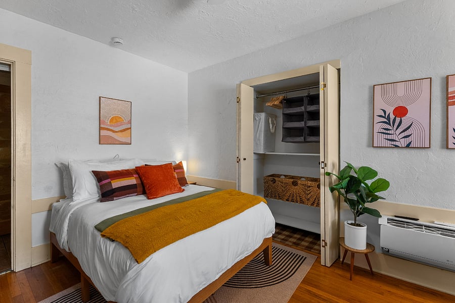 Furnished Finder property 889025_1 photo 3