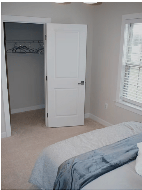 Bedroom 2 Closet (Walk-in)