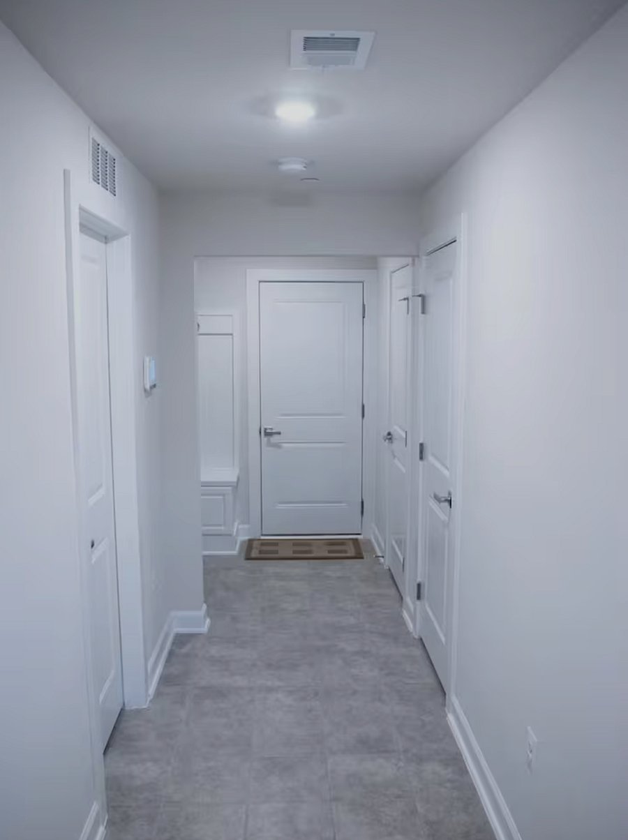 1st floor hallway