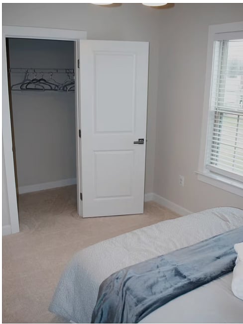 Furnished Finder property 889056_5 photo 12