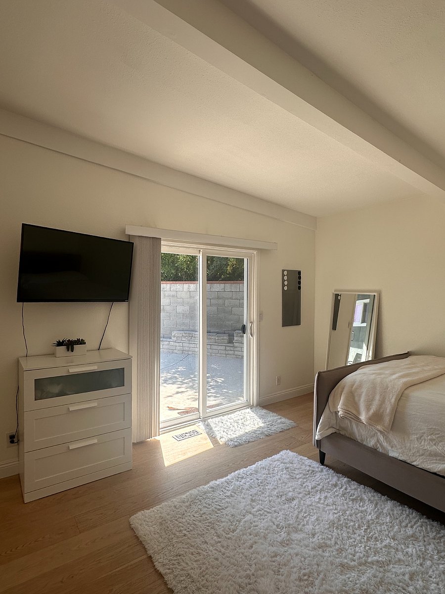 Furnished Finder property 889075_1 photo 4