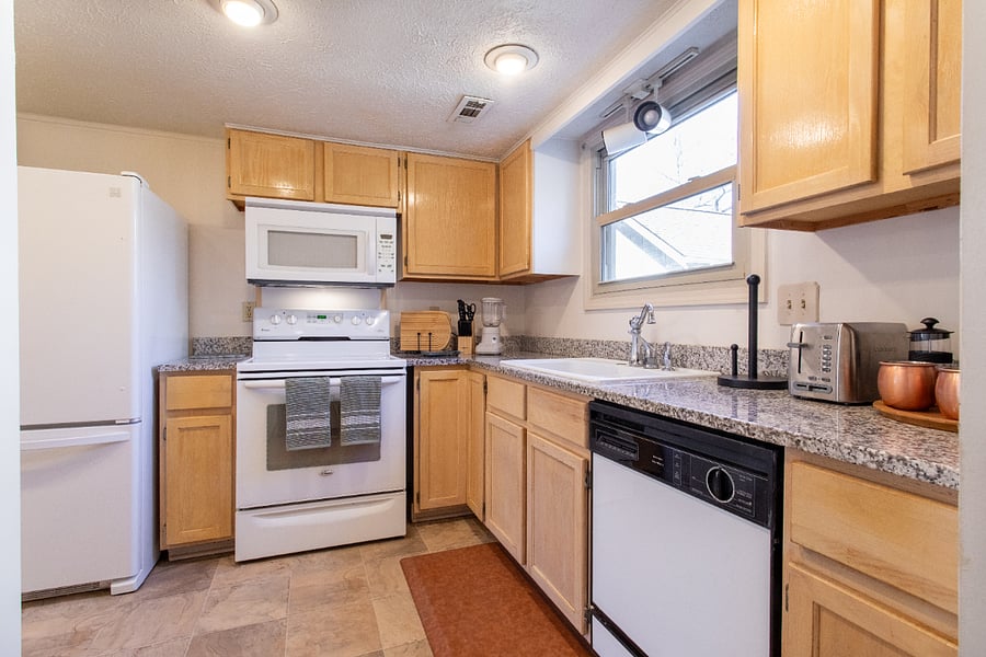 Furnished Finder property 889092_1 photo 9