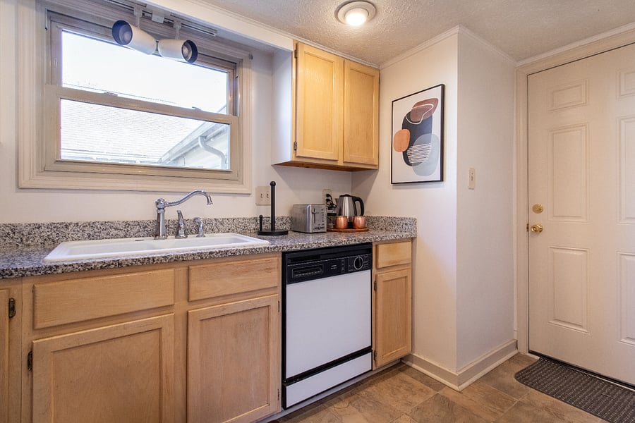 Furnished Finder property 889092_1 photo 11