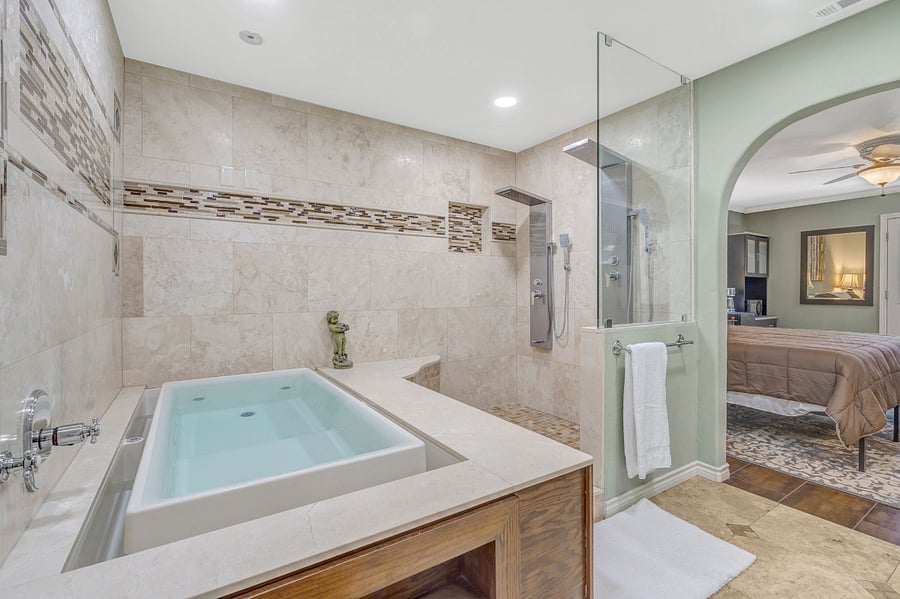 Spa-Like Master Bath  Overflow Soaker Tub & Dual Showers