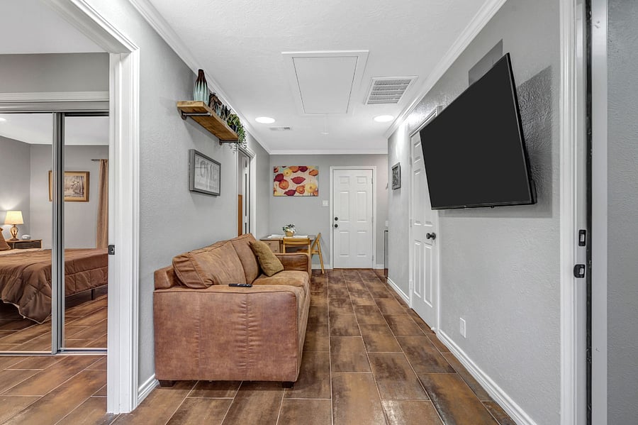 Second living area with TV and Kitchenette 