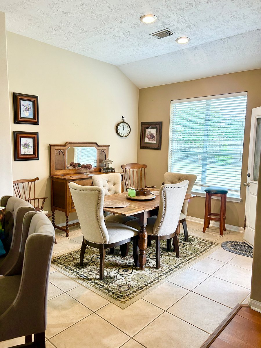Furnished Finder property 889128_1 photo 4