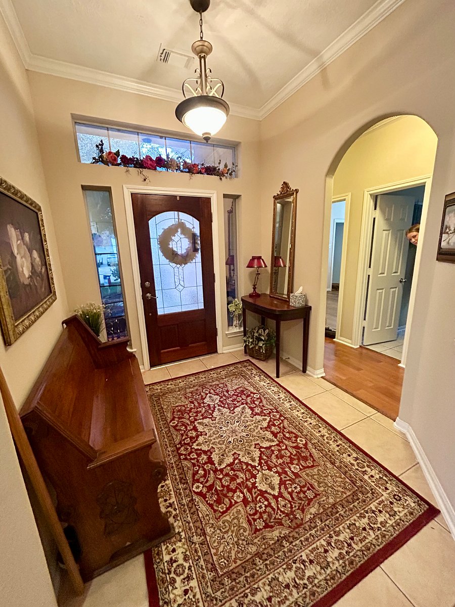 Furnished Finder property 889128_1 photo 3
