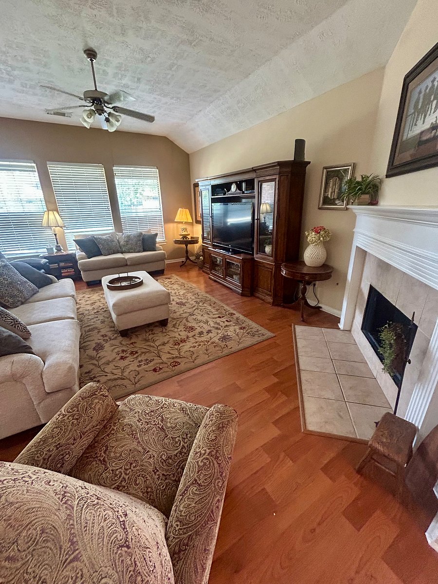 Furnished Finder property 889128_1 photo 31