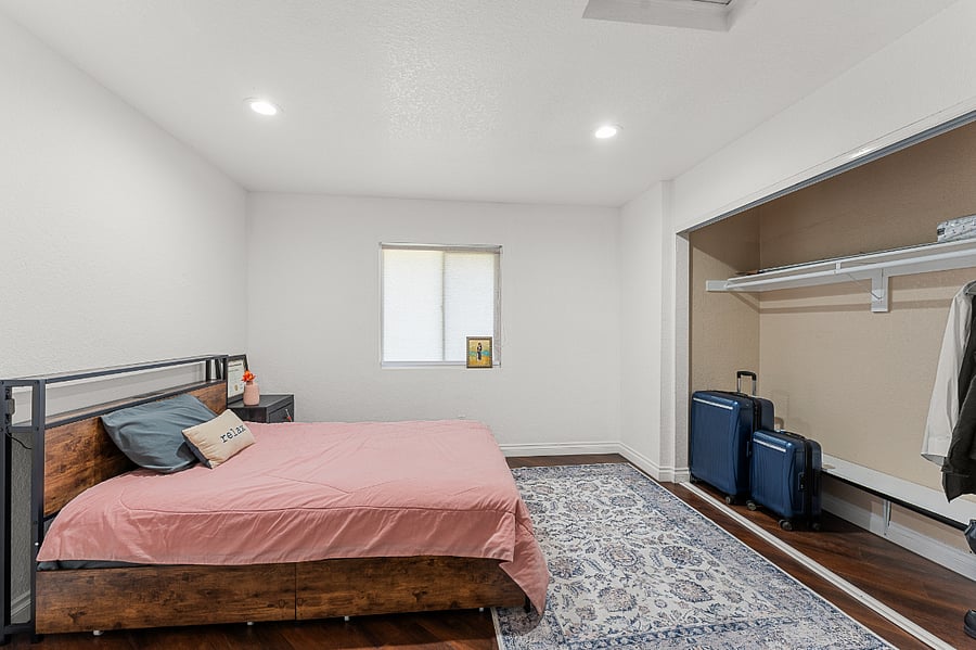 Furnished Finder property 889154_1 photo 3