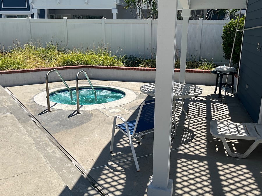 Furnished Finder property 889162_1 photo 25
