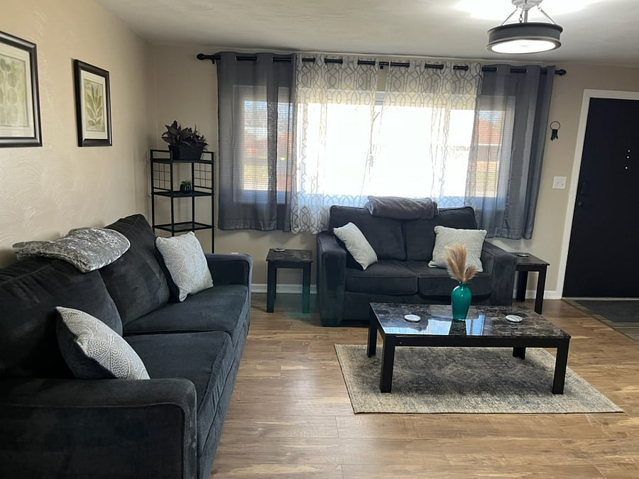 Furnished Finder property 889175_1 photo 3