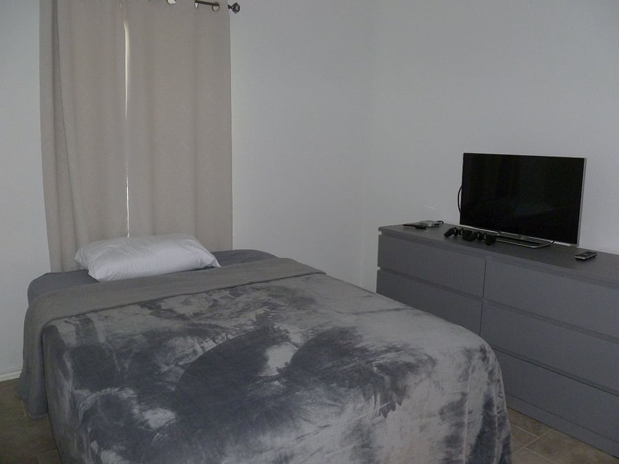Furnished Finder property 889192_1 photo 8