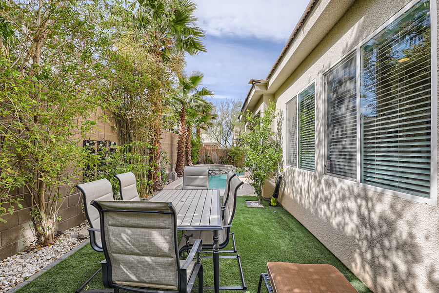 Furnished Finder property 889198_1 photo 43
