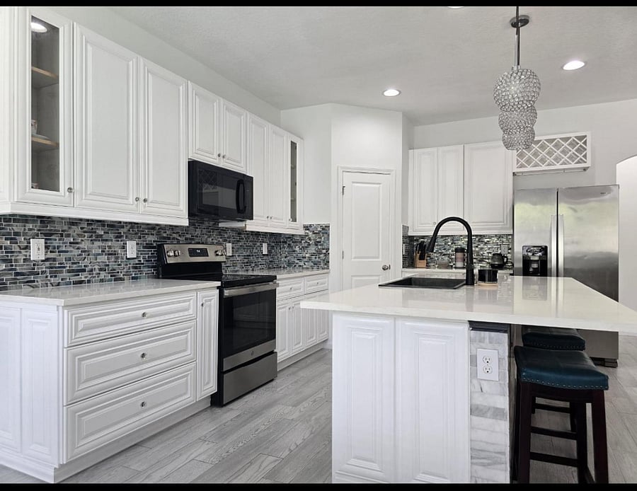 Furnished Finder property 889202_4 photo 15