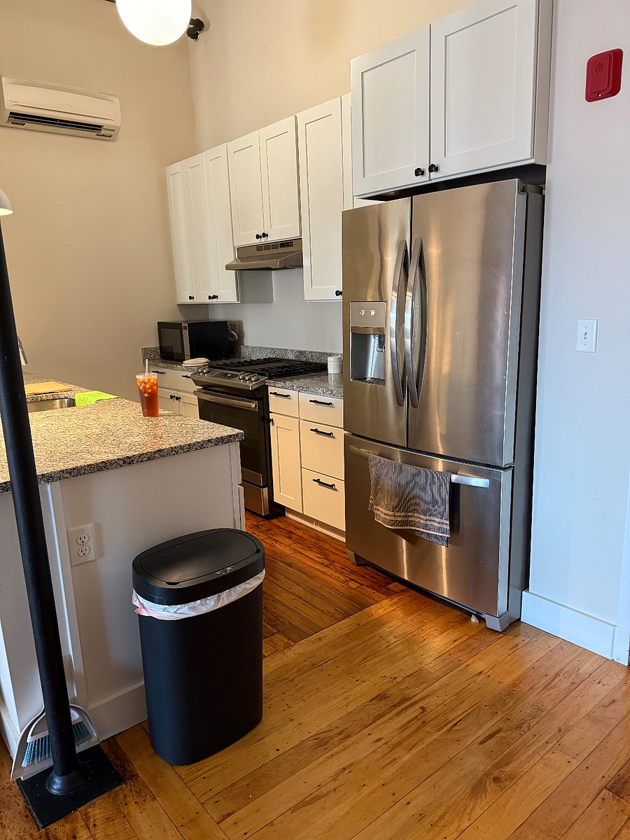 Gas stove with additional grill top.