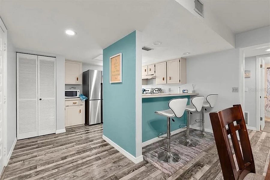 Furnished Finder property 889246_1 photo 11