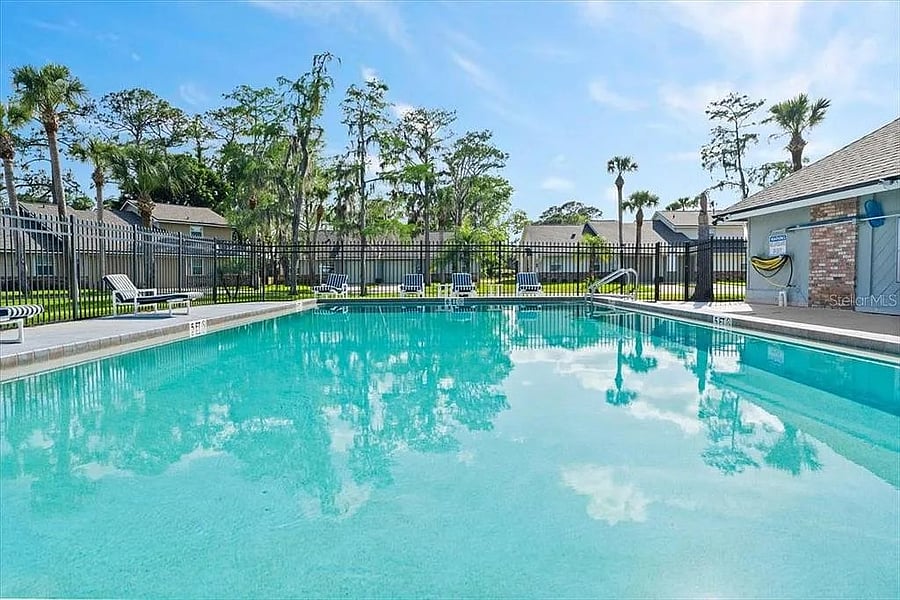 Furnished Finder property 889246_1 photo 23