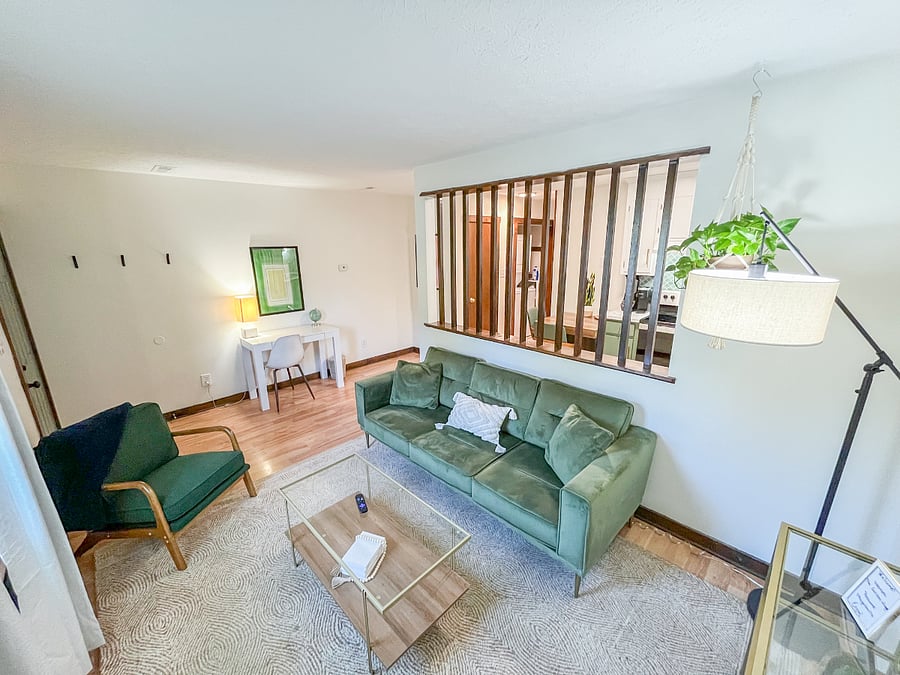 Furnished Finder property 889247_1 photo 3