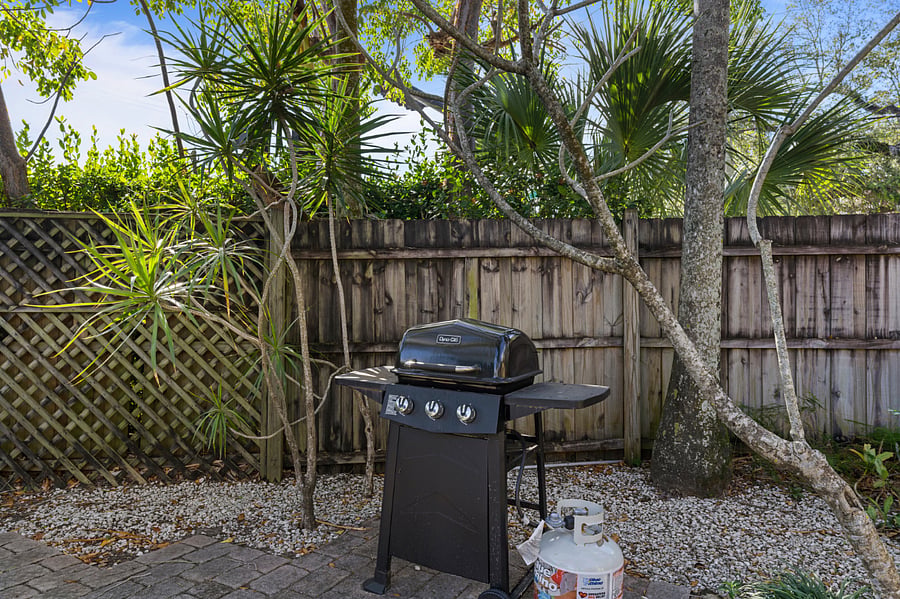 Furnished Finder property 889253_1 photo 10