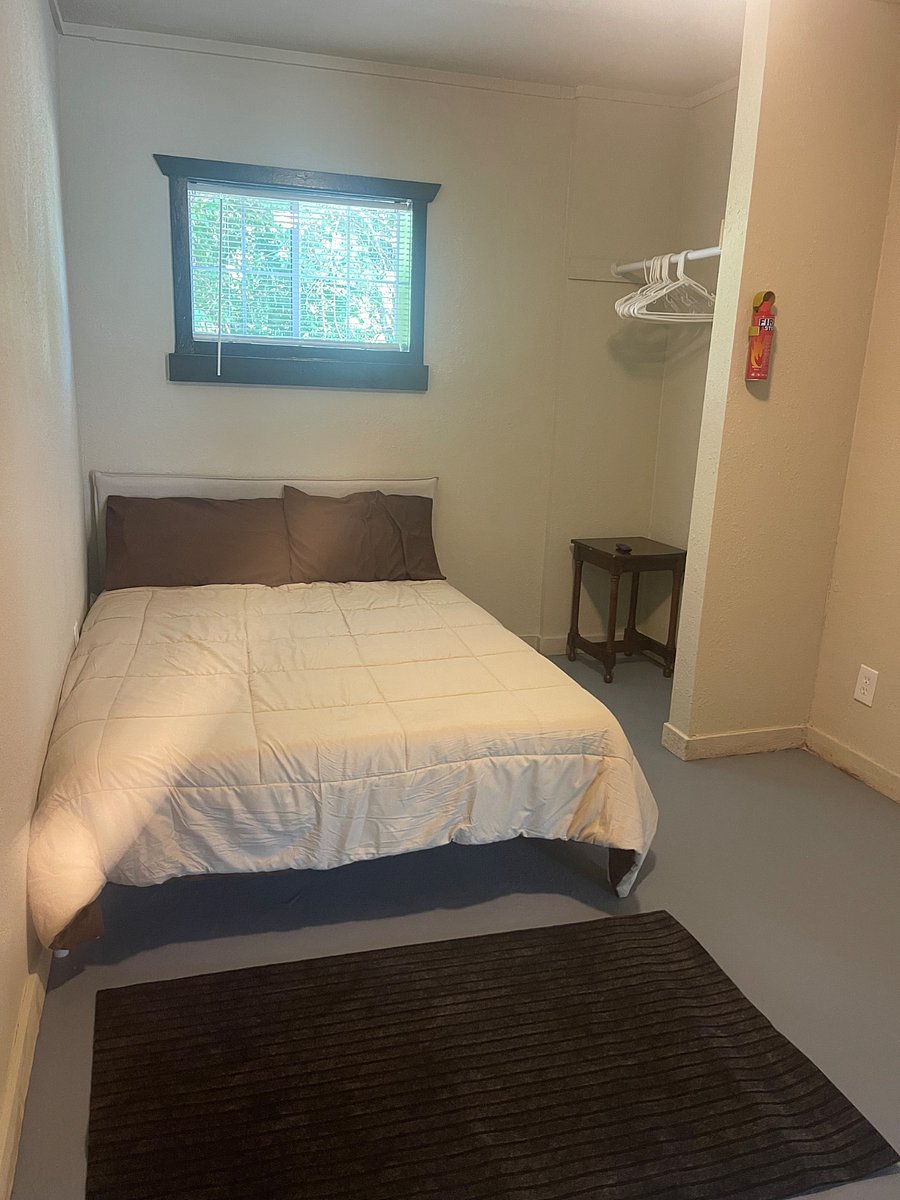 Furnished Finder property 889273_1 photo 22
