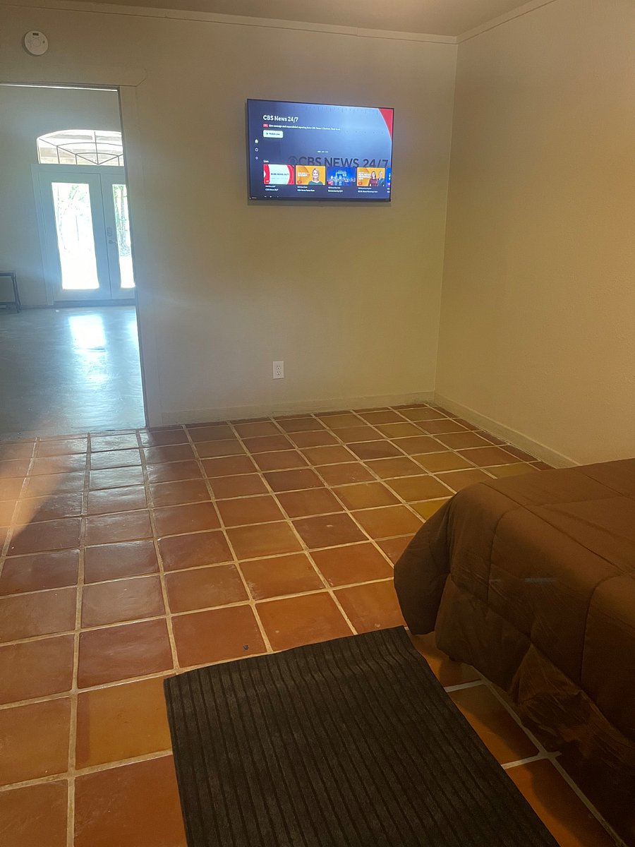 Furnished Finder property 889273_1 photo 27
