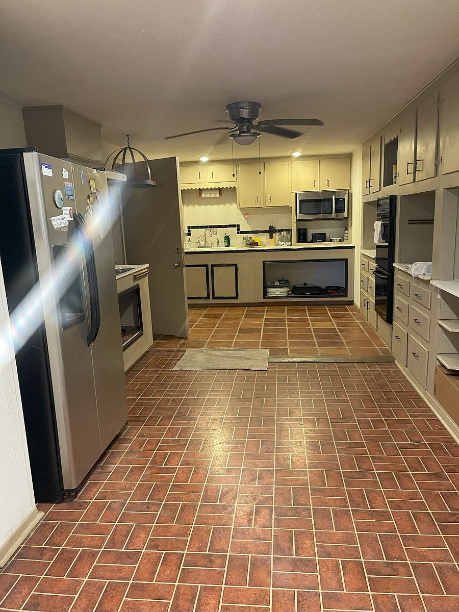 Furnished Finder property 889273_1 photo 31