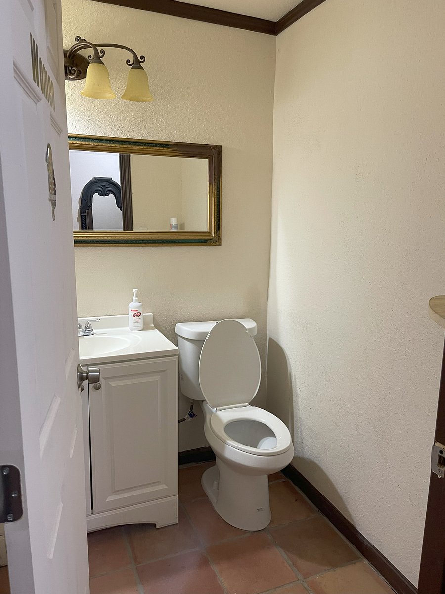Furnished Finder property 889273_1 photo 32