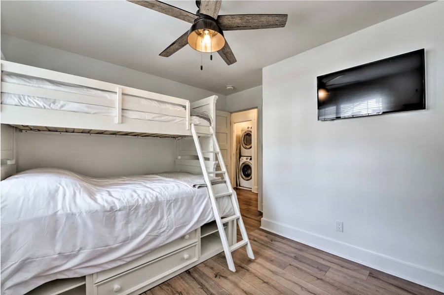 Furnished Finder property 889276_1 photo 11