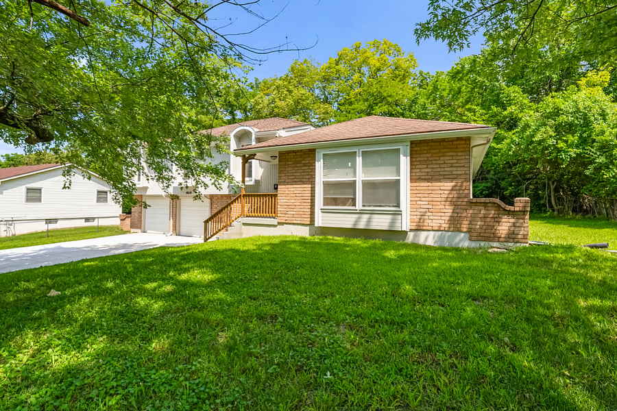 Furnished Finder property 889280_1 photo 13