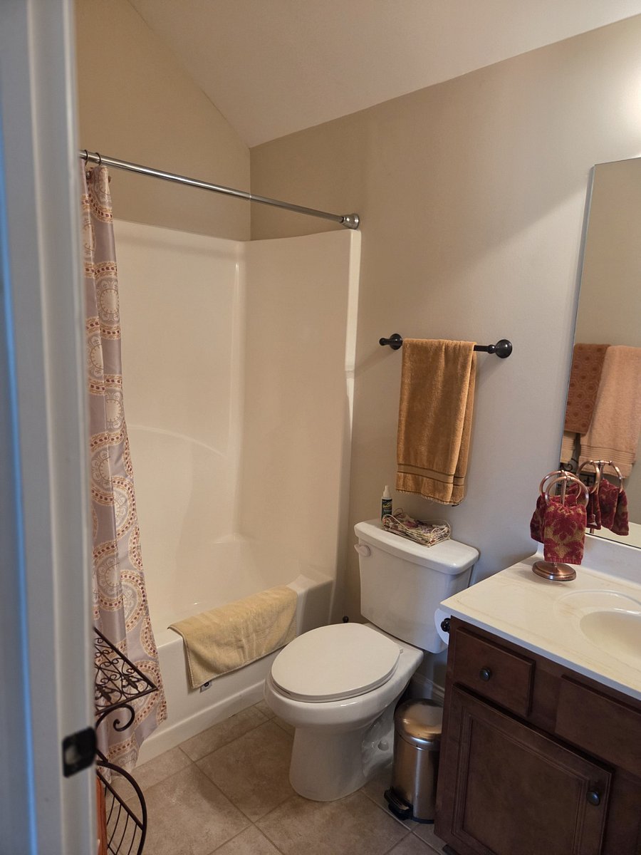Furnished Finder property 889281_1 photo 4