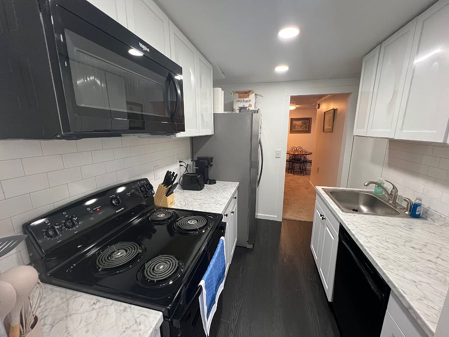 Furnished Finder property 889327_1 photo 3