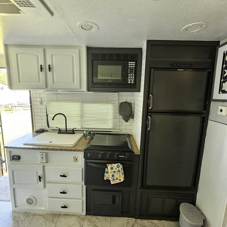 Furnished Finder property 889329_1 photo 9