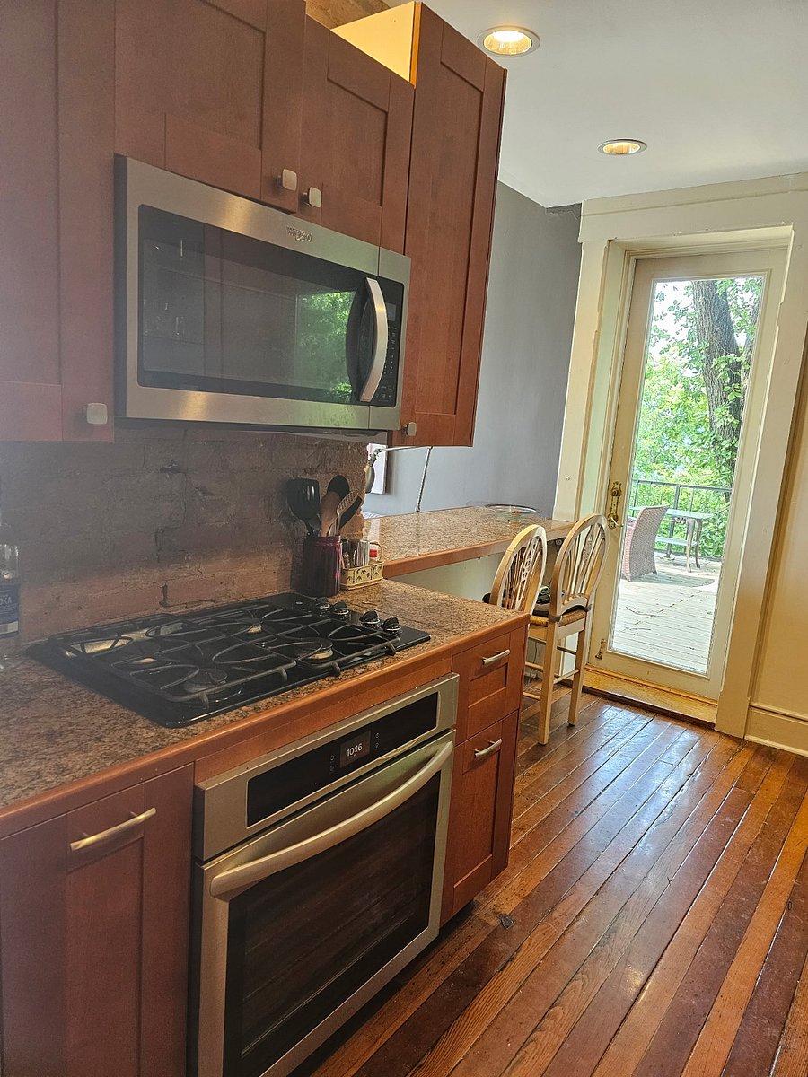 Furnished Finder property 889351_1 photo 8