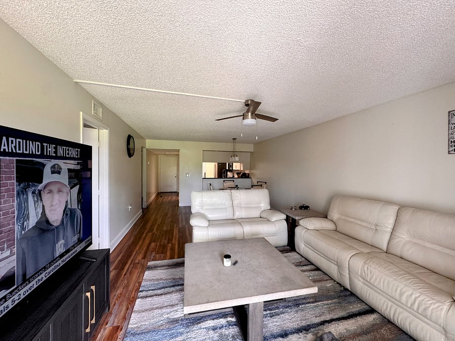 Furnished Finder property 889356_1 photo 3