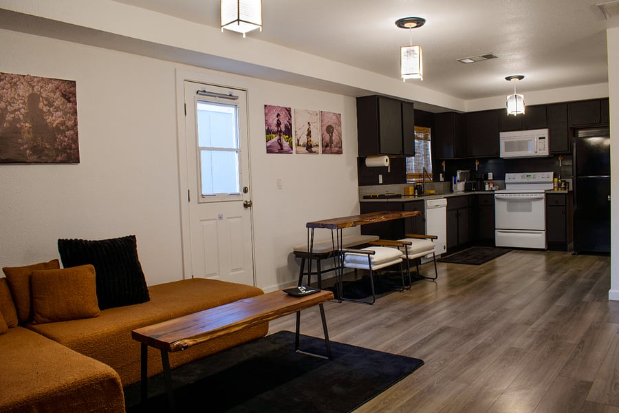 Furnished Finder property 889368_1 photo 30