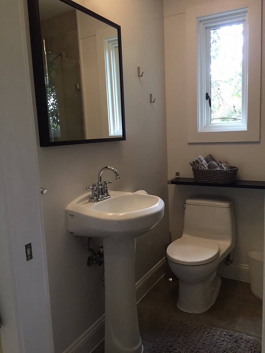 Furnished Finder property 889369_1 photo 9