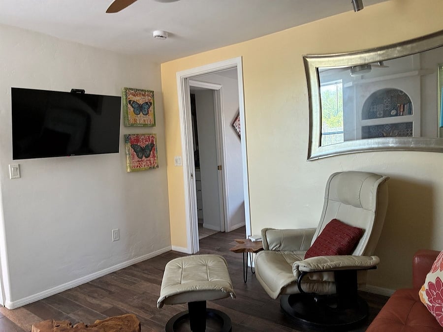 Flat screen tv