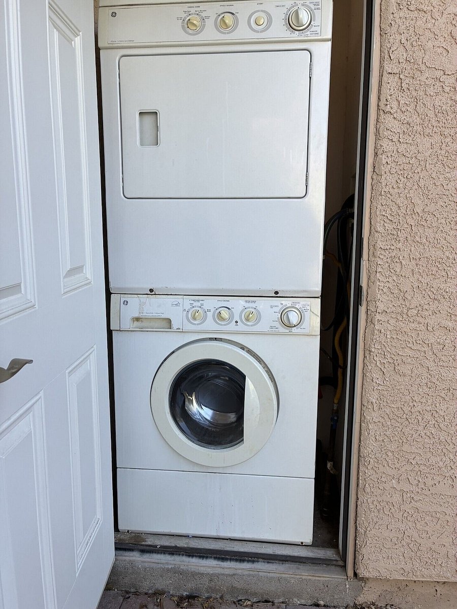 Stacking washer/dryer.