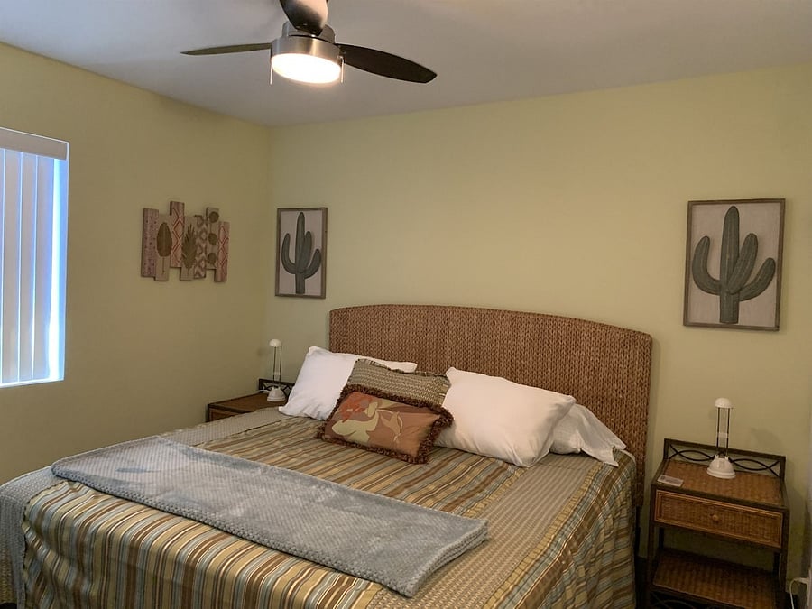 Second bedroom, king bed.